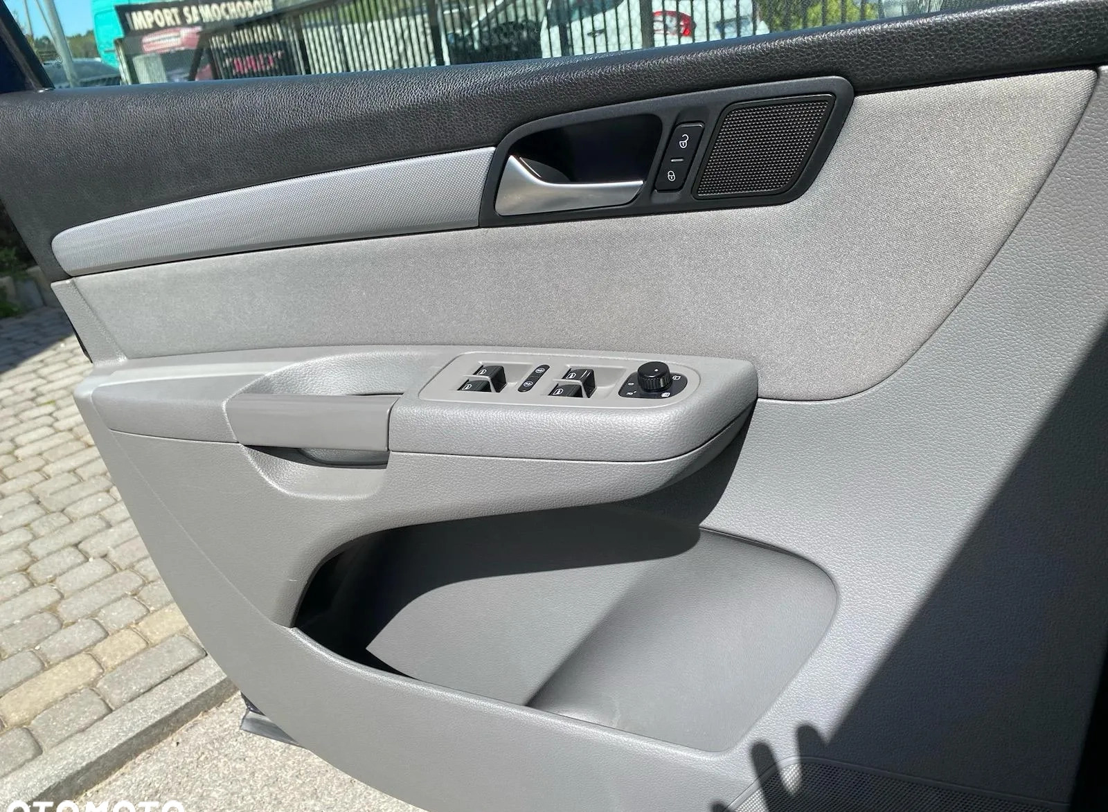Volkswagen Sharan cena 37900 przebieg: 290000, rok produkcji 2012 z Janikowo małe 121